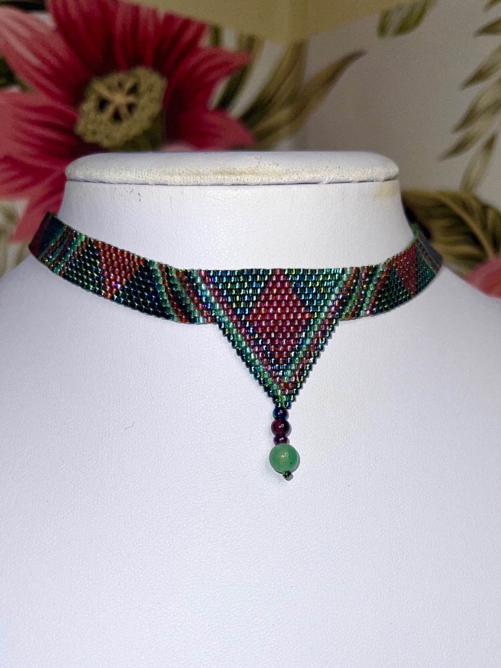 Vintage Handmade Peyote Beaded V-Neck Choker with Natural Stone Beads
